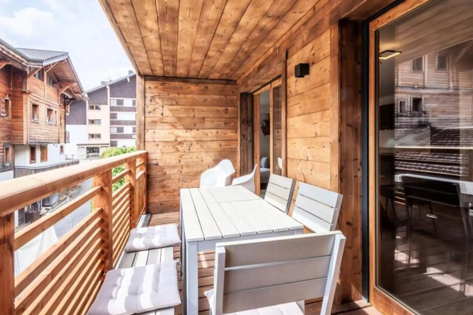 Résidence Echo Du Pleney - Buitenkant zomer