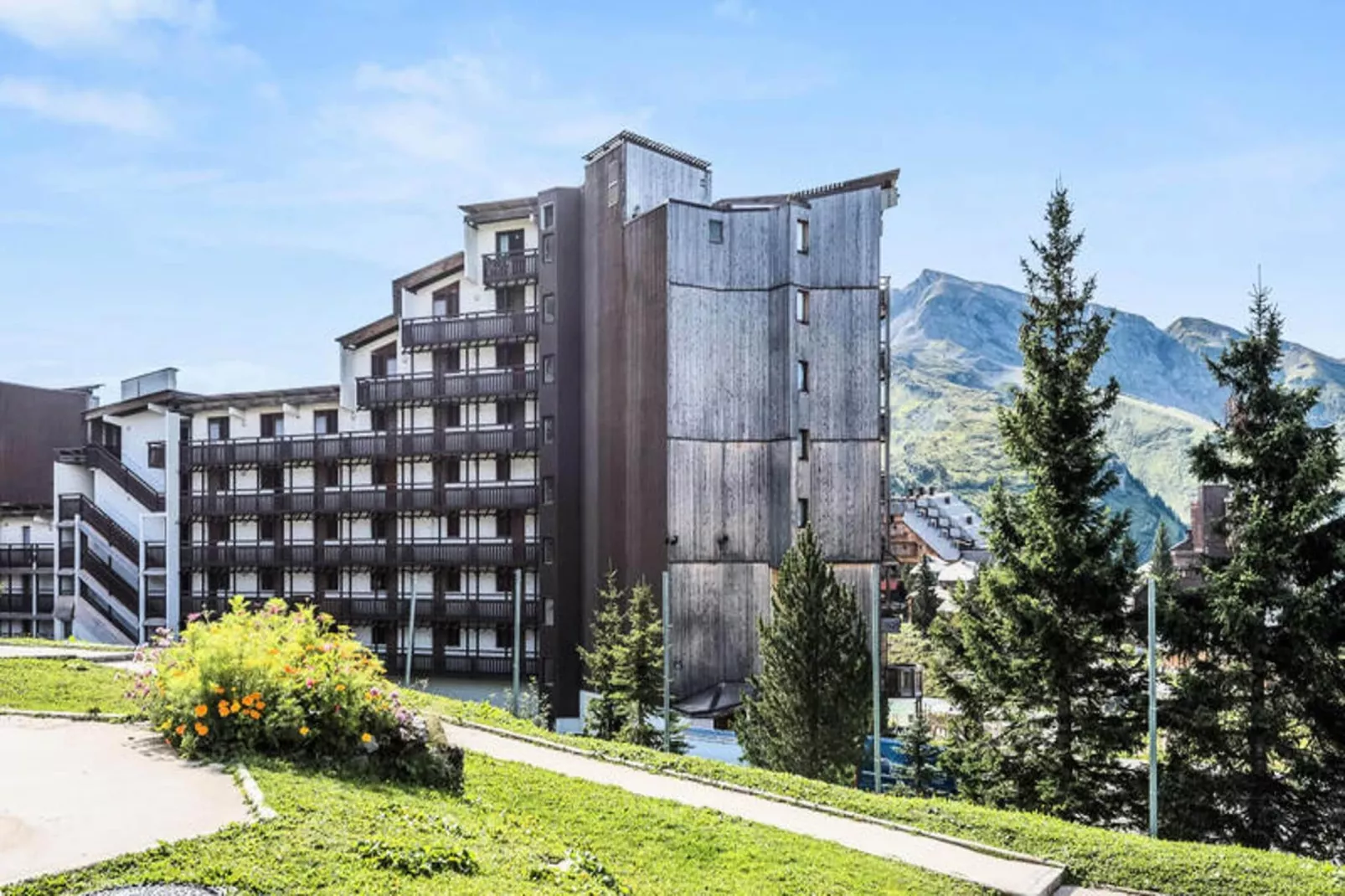 Résidence Les Fontaines Blanches - maeva Home-Buitenkant zomer