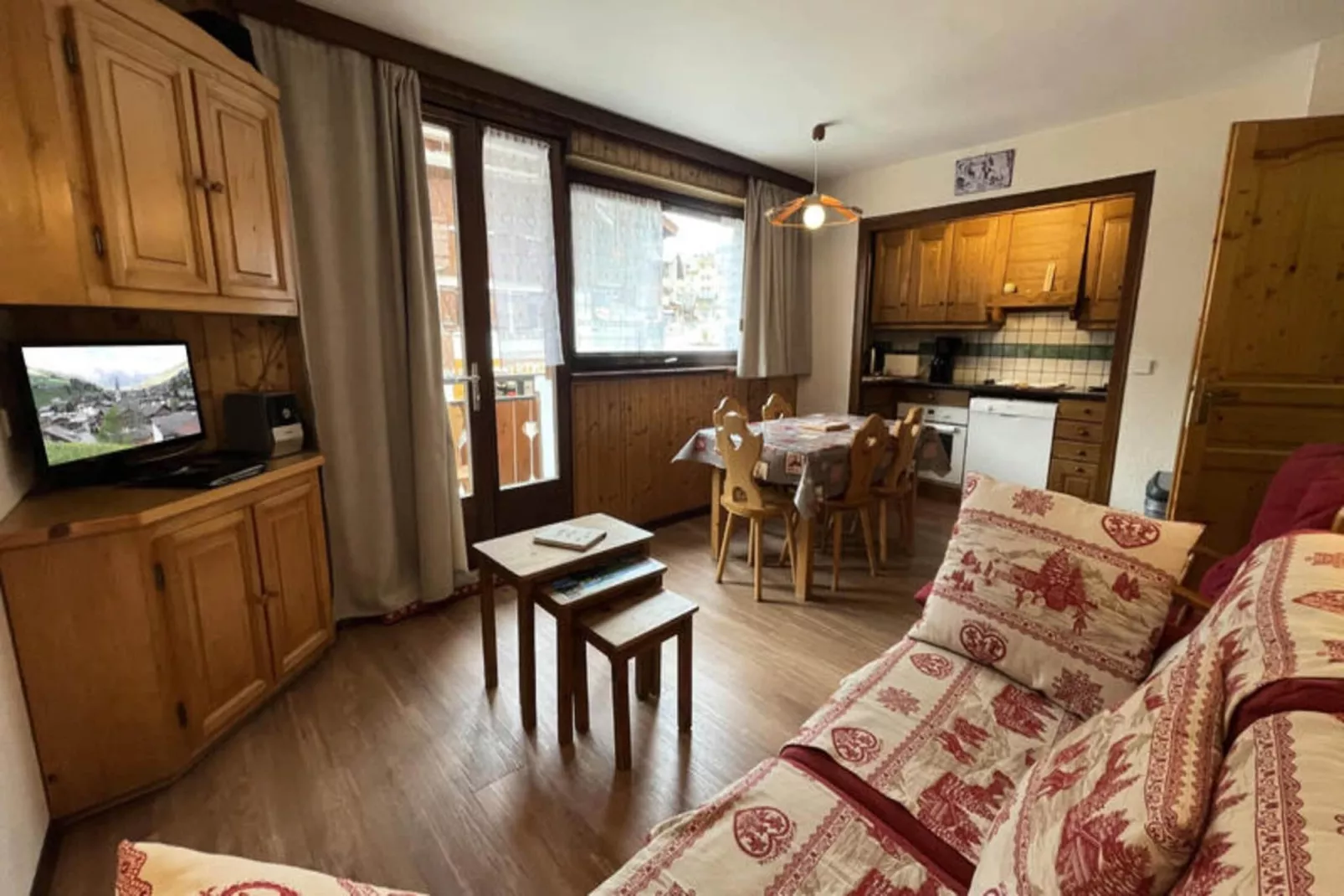 Appartements à La Clusaz-Eetkamer