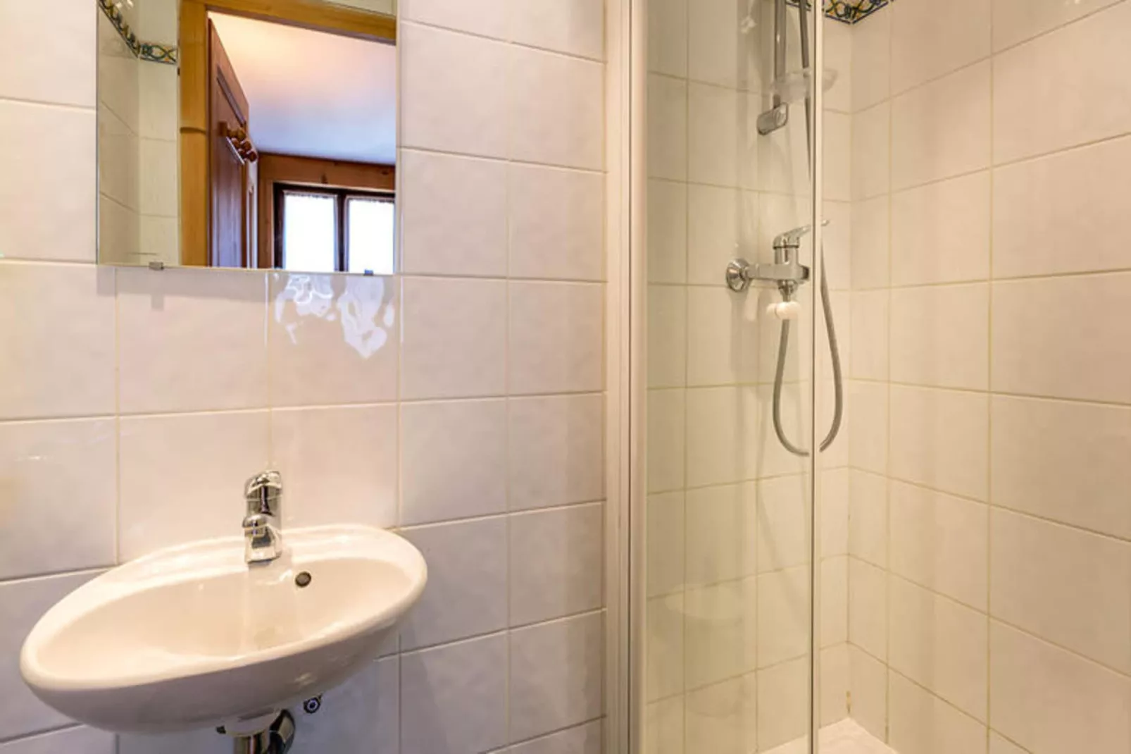 Résidence Gentianes-Badkamer