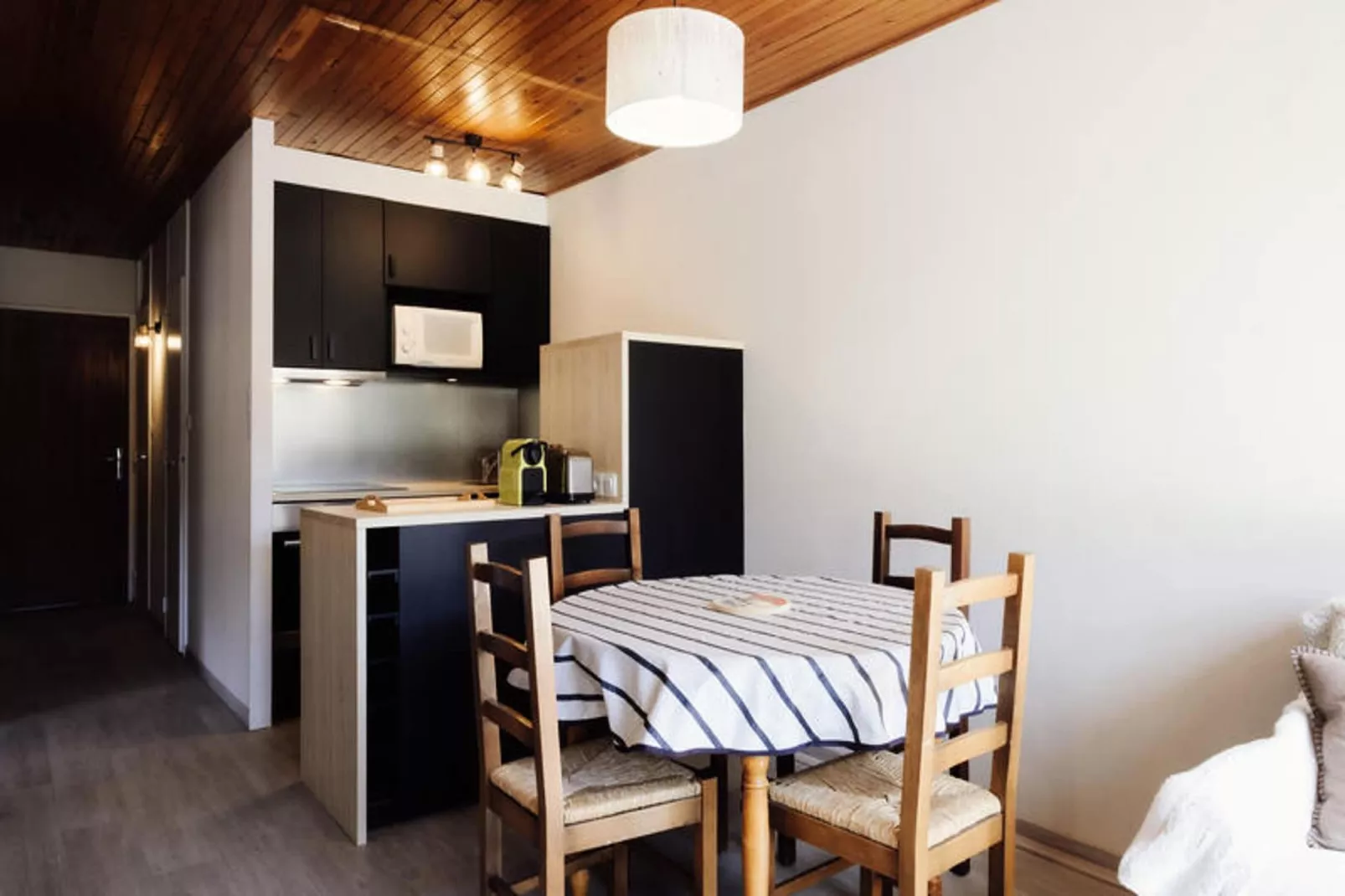 Résidence Bison-Buitenkant zomer