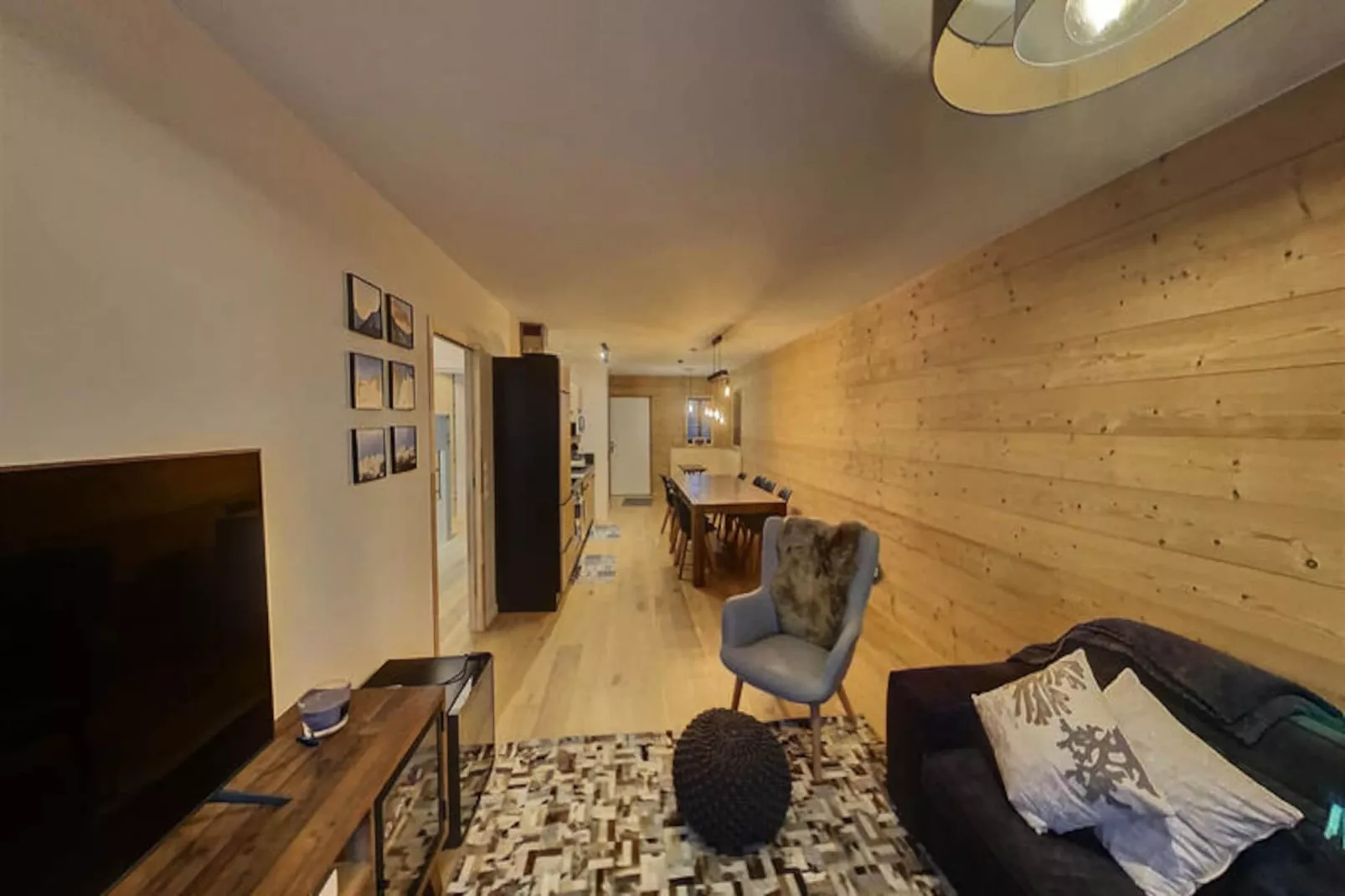 Appartements à Les Carroz-d'Arâches-Image-tags.