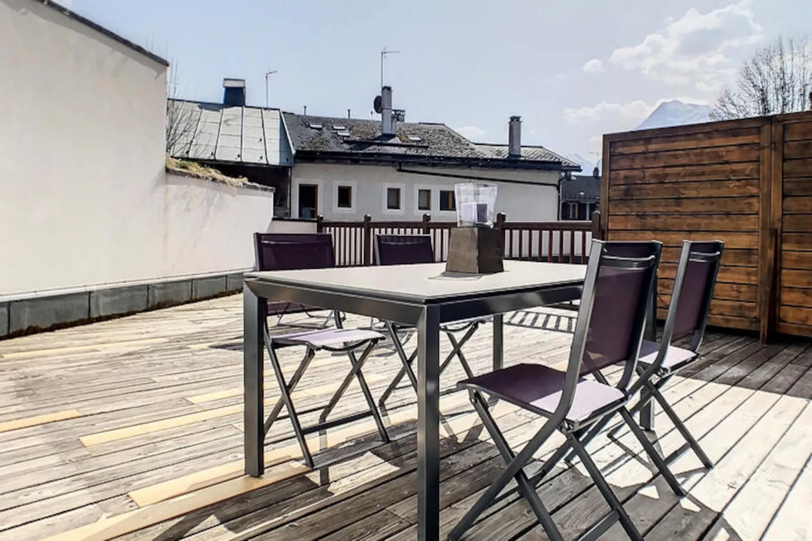 Appartements à Les Carroz-d'Arâches-Image-tags.