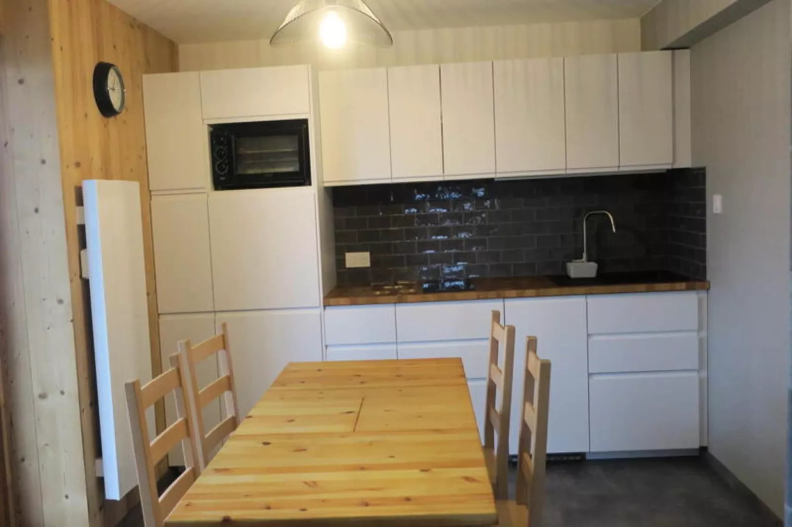 Résidence Les Jonquilles-Eetkamer