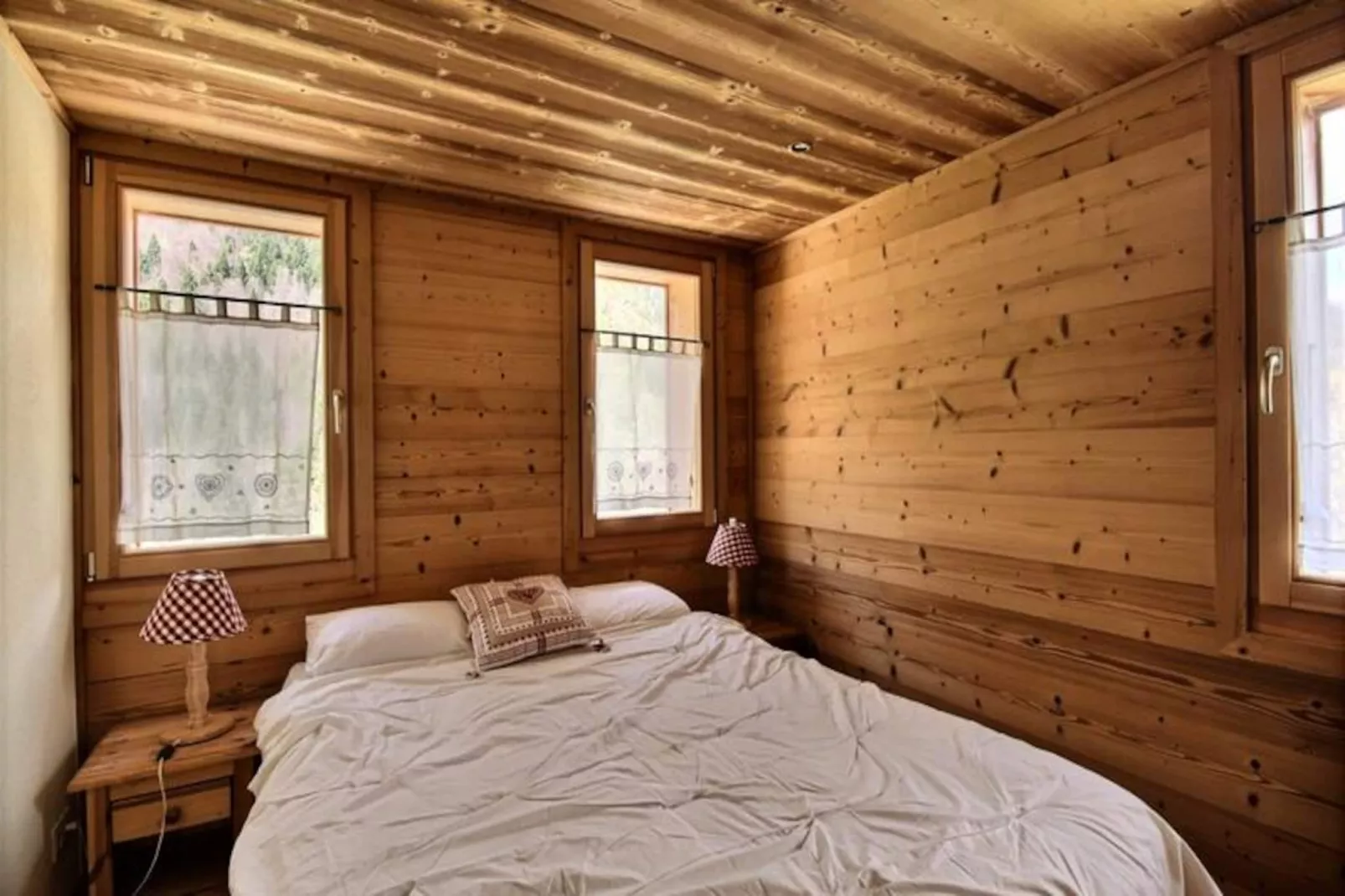 Chalets à Saint Jean d'Aulps-Image-tags.