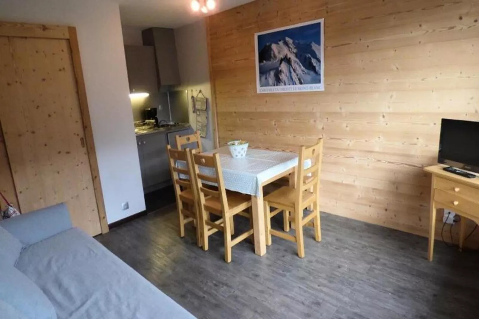 Résidence Choucas-Eetkamer