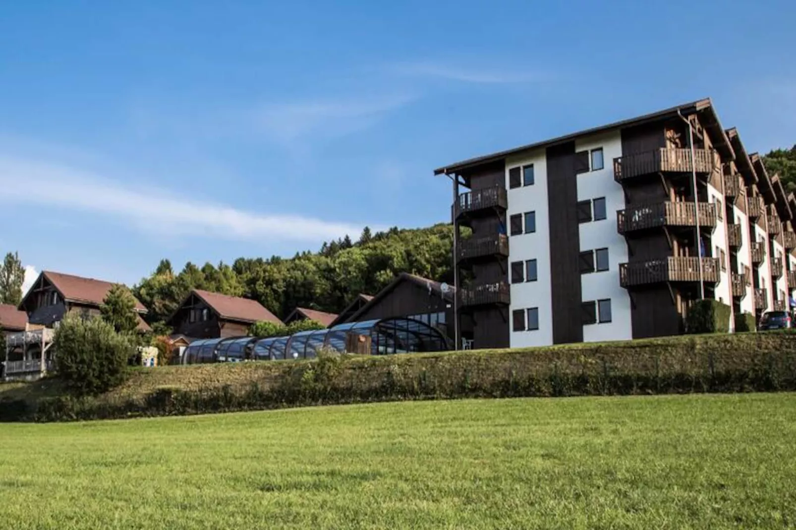 Résidence Odalys Les Chalets d'Evian-Image-tags.