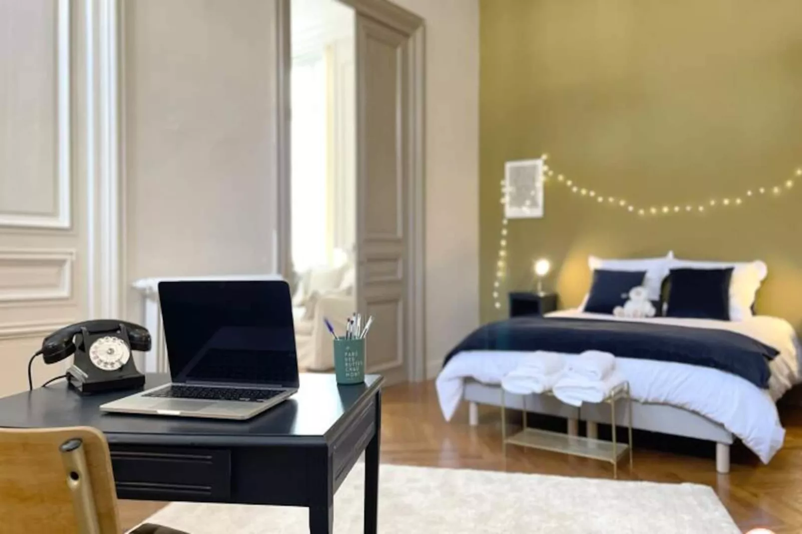 🌟 Le Crosne - Parking - Standing - Calme-Image-tags.