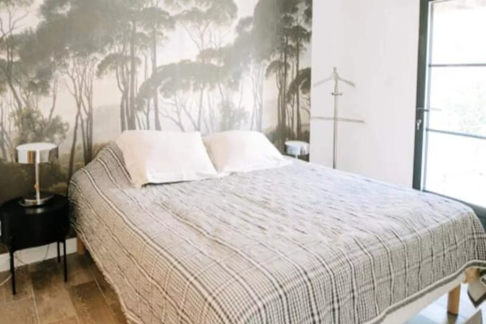 La Voli&egrave;re - Pernes-les-fontaines-Image-tags.