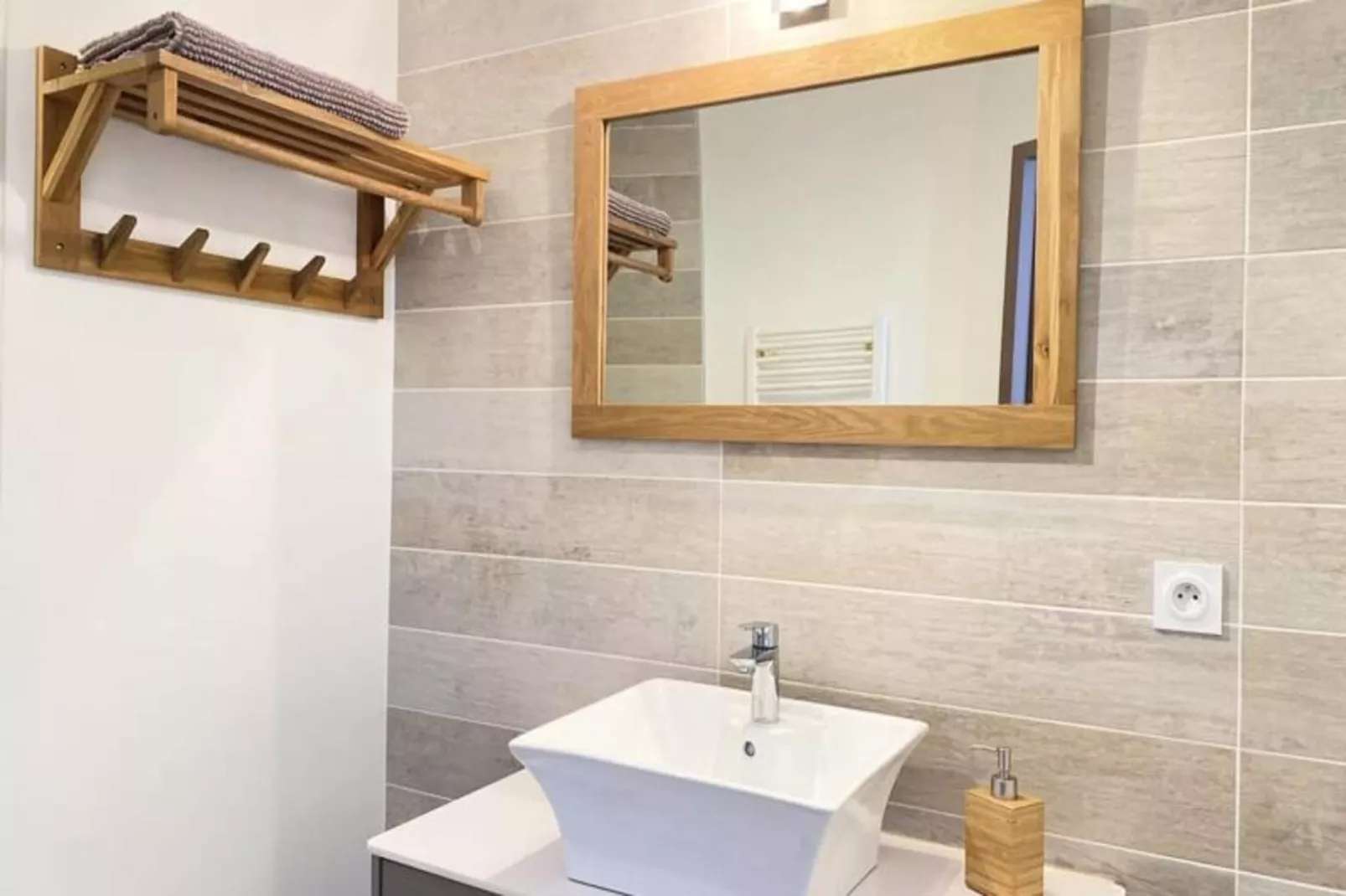 Villa Californie - Domaine Le Sherwood-Buitenkant zomer