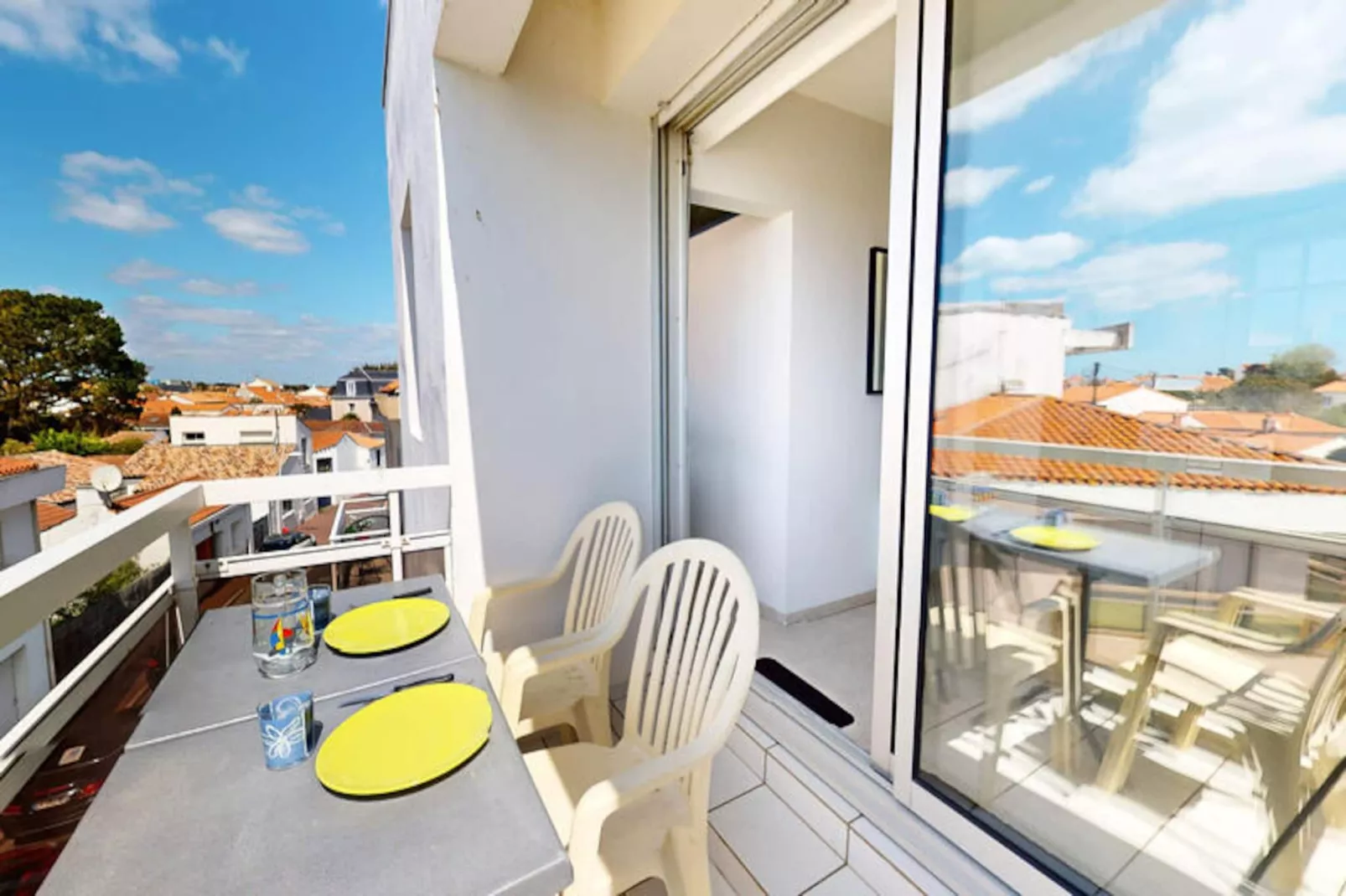 Appartements à Saint-Gilles-Croix-de-Vie-Image-tags.