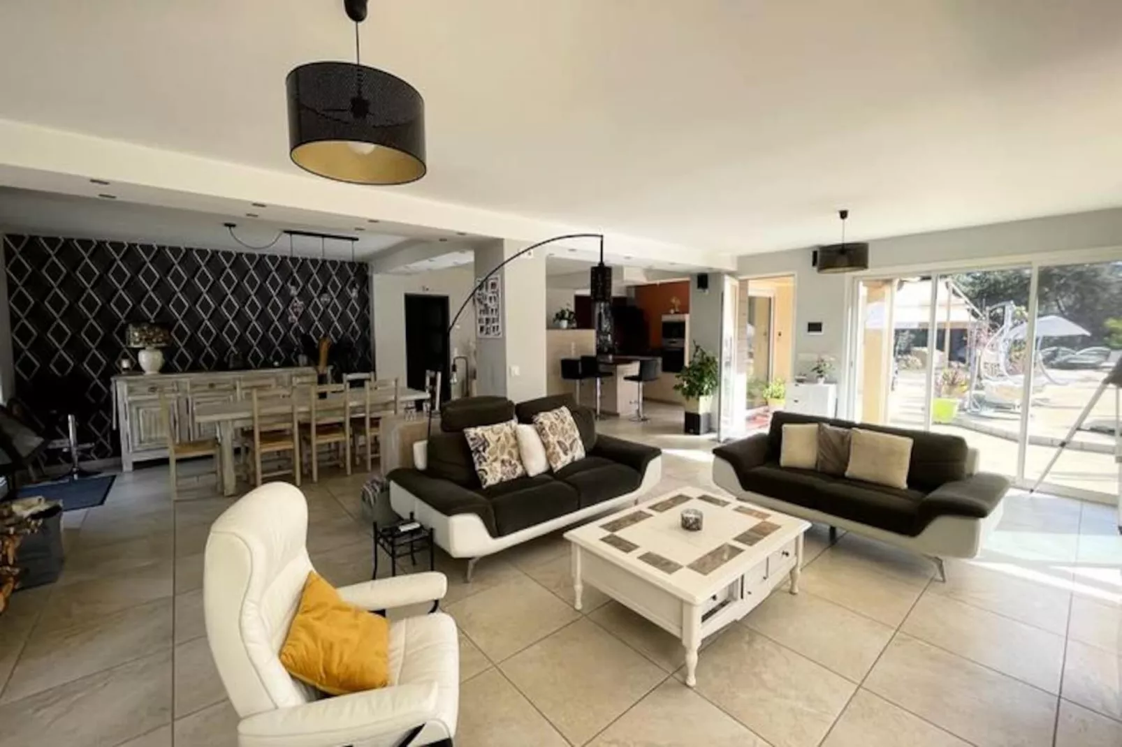 Villa Des Pins, Belle Maison Familiale, Proche Aix En Provence, 8 Personnes-Image-tags.