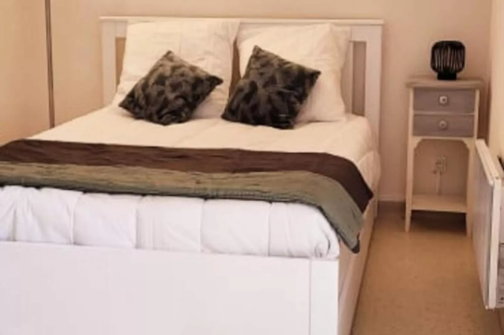 Résidence La Caravelle 2 Entre Plage Et Centre Ville-Image-tags.