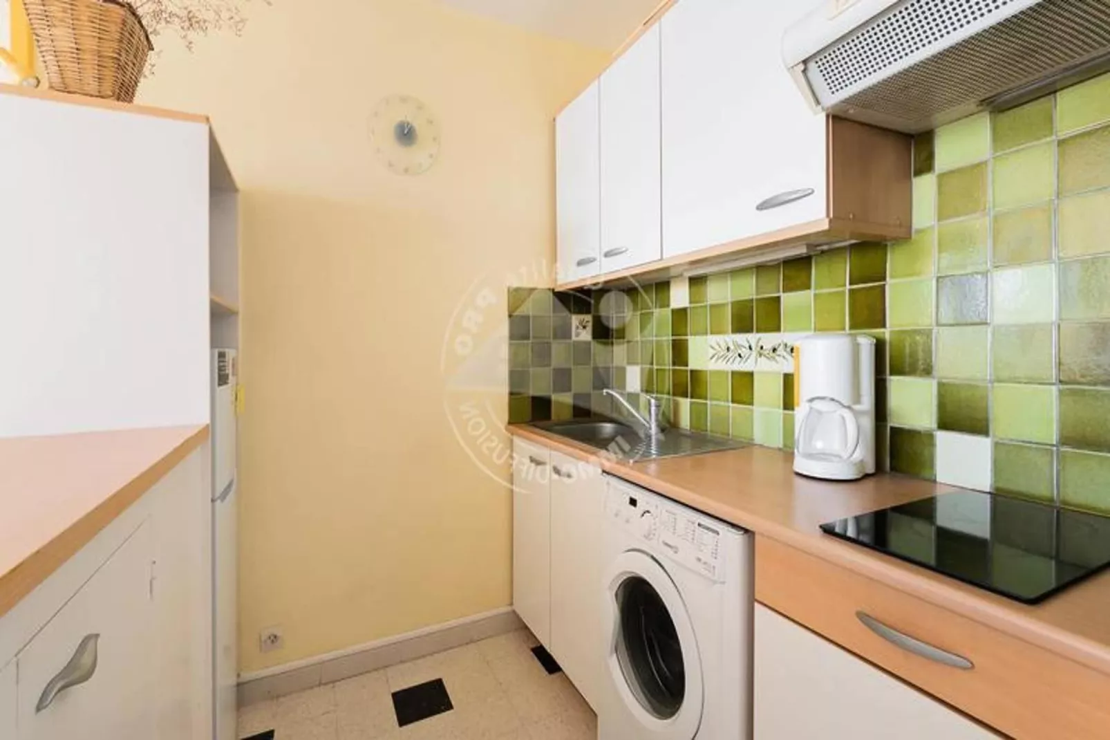 Résidence "les Tamaris"-Keuken