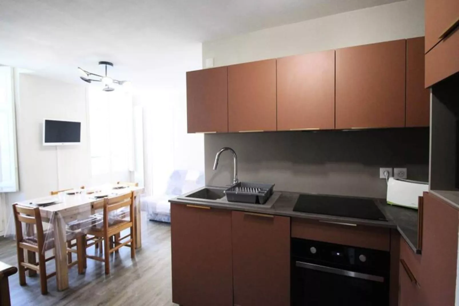 Résidence Grand Hotel-Buitenkant zomer