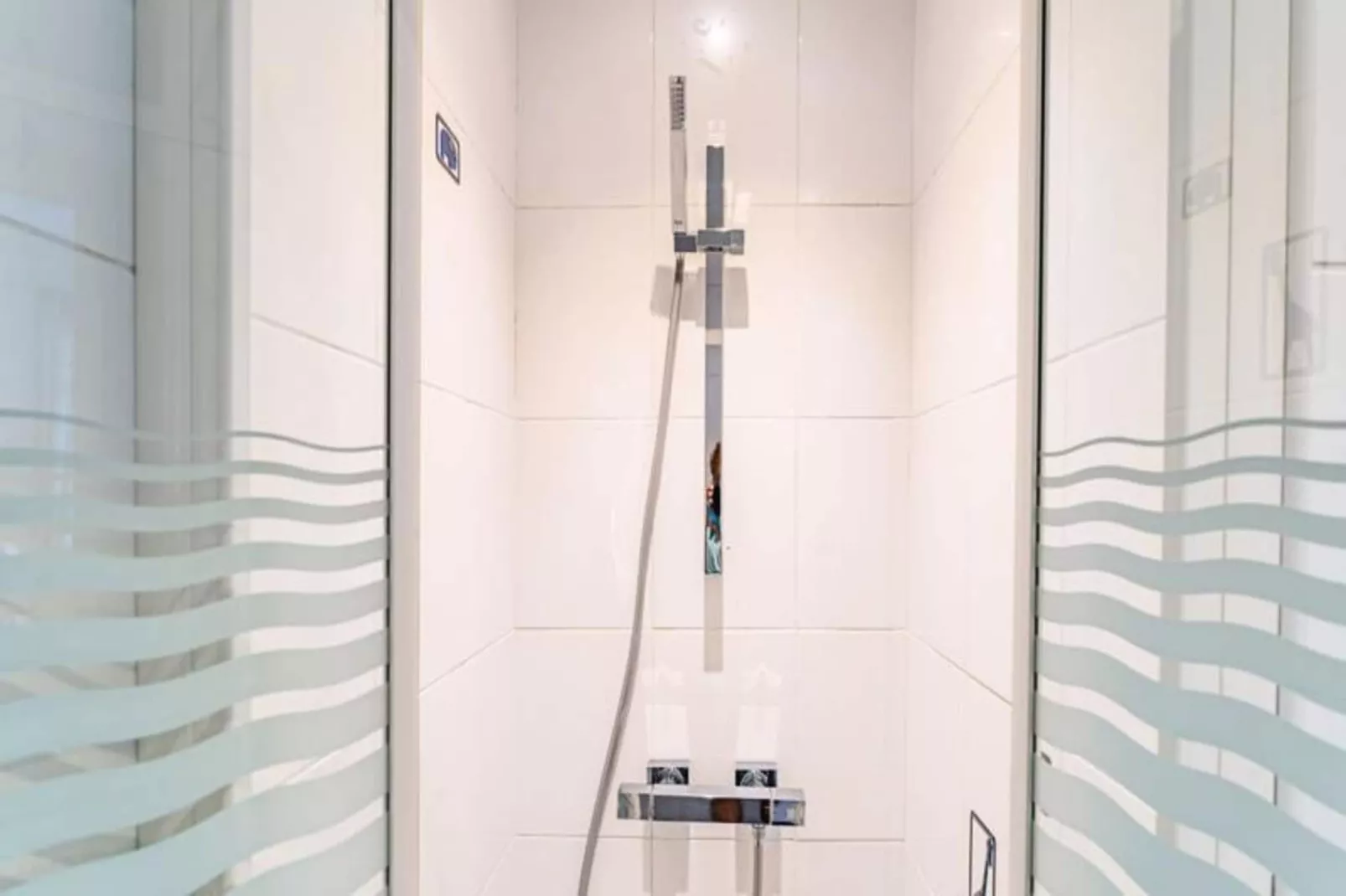 &eacute;l&eacute;gant Appartement Au C&oelig;ur Du Quartier Historique Saint-michel-Woonkamer