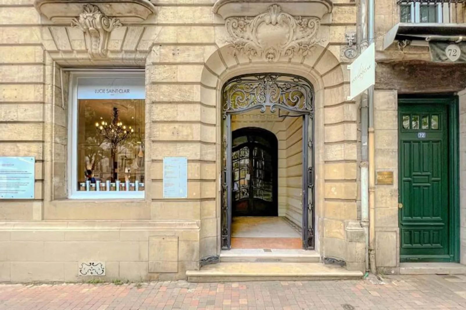 Bel Appartement Dans Un Immeuble Historique Proche Des All&eacute;es De Tourny-Image-tags.