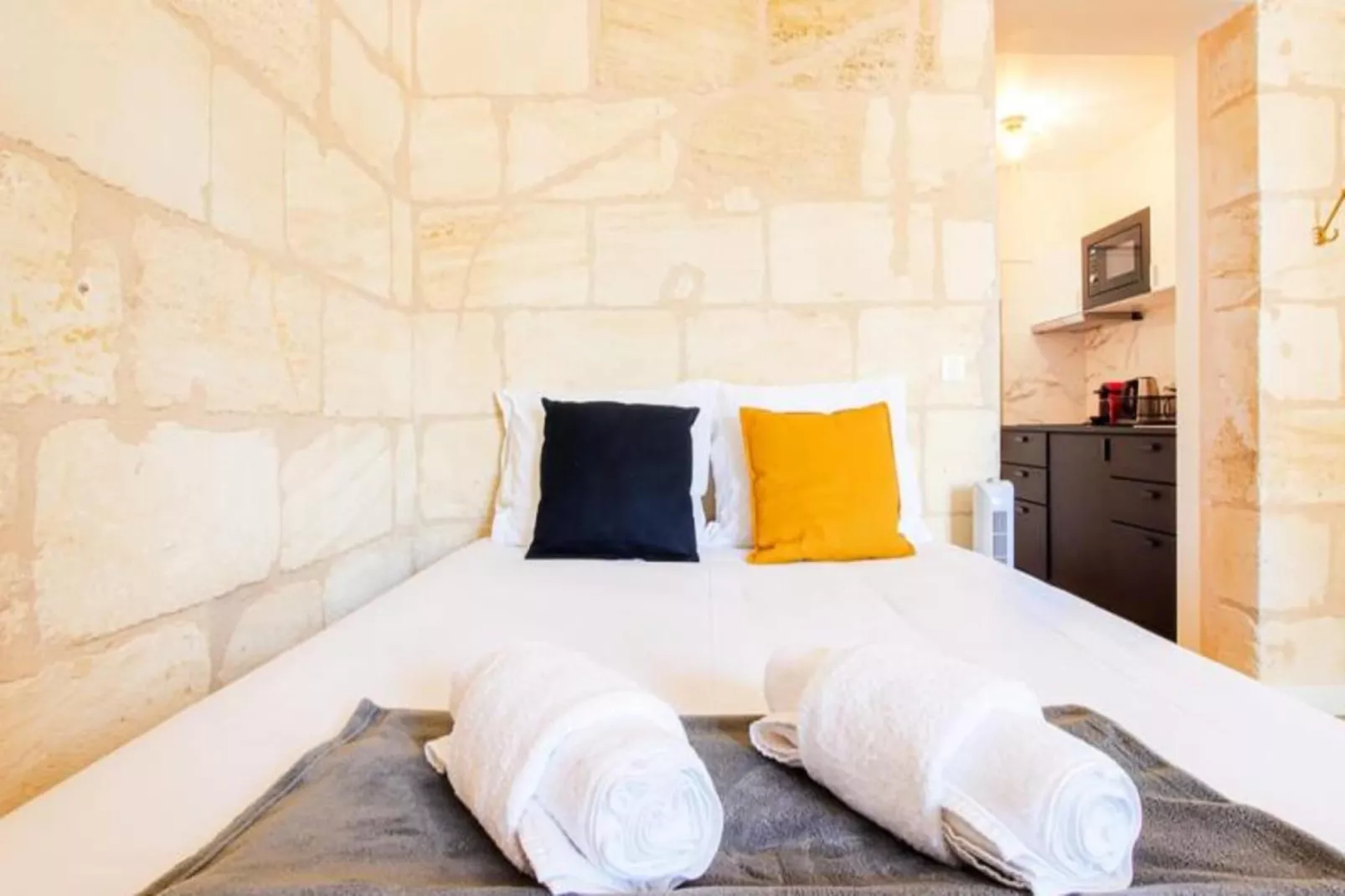 Superbe Appartement Cozy Et Charmant Pour 2 Vers La Gare Saint-jean-Slaapkamer