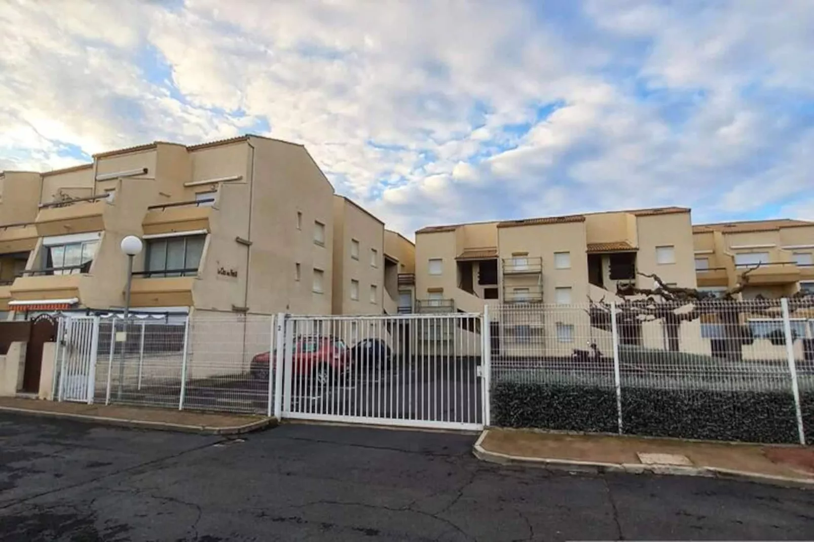 Résidence Clos Des Pins Ii (ré-Image-tags.