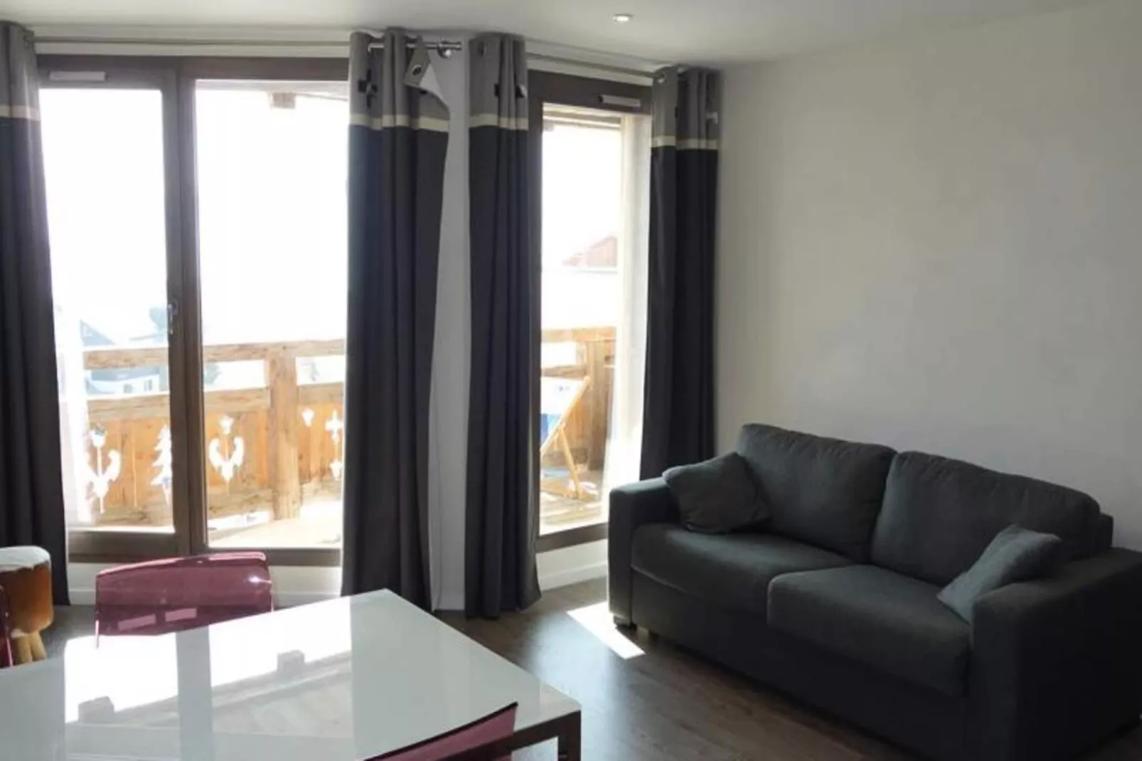 Résidence Taburle-Buitenkant zomer