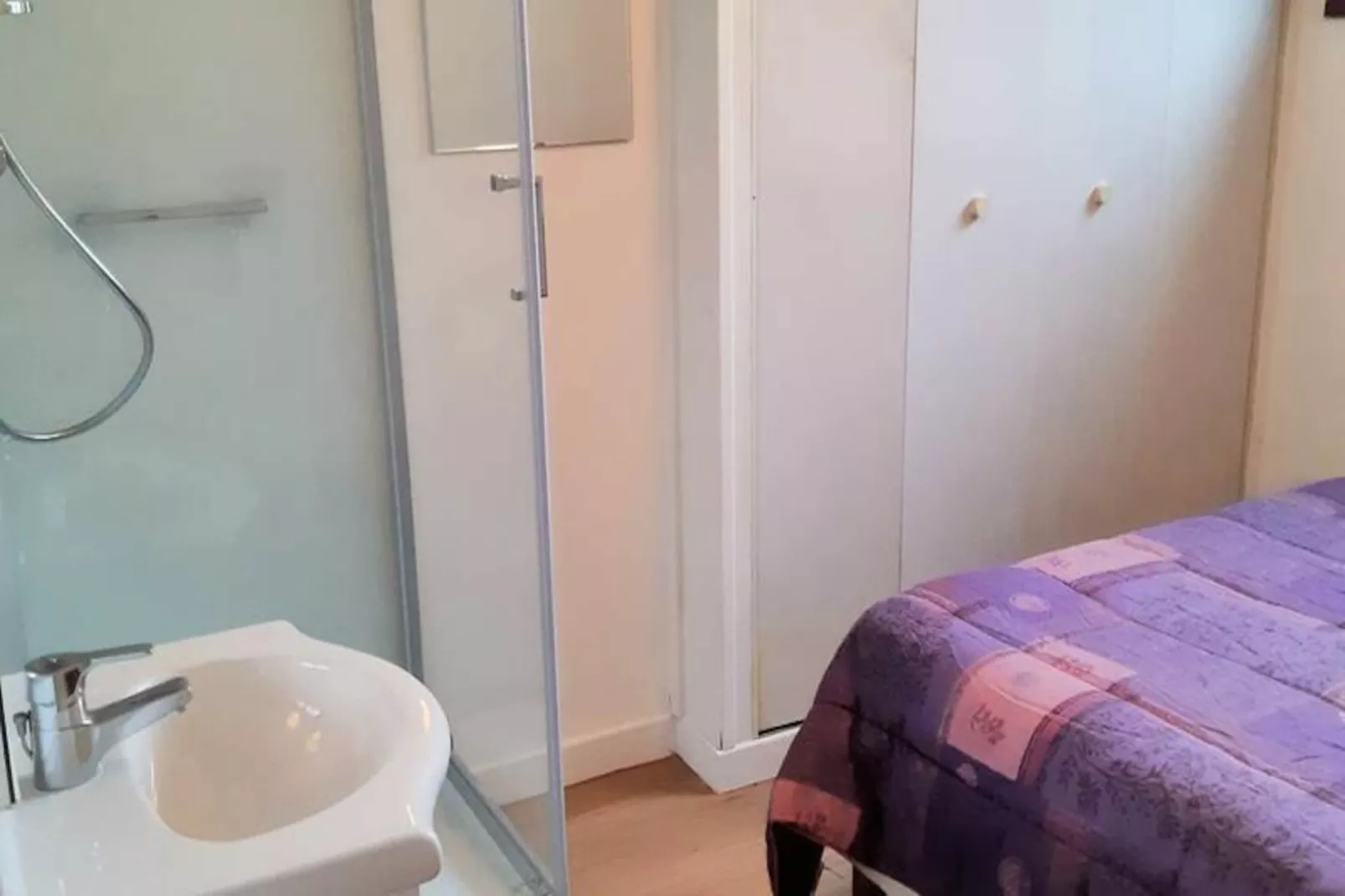 La Residence-Image-tags.