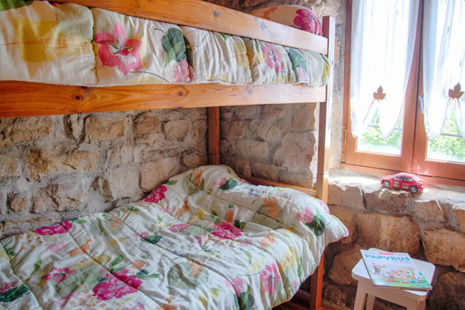 Gîte de France Gîtes de france 2/4 personnes à la peyre 2 épis-Image-tags.