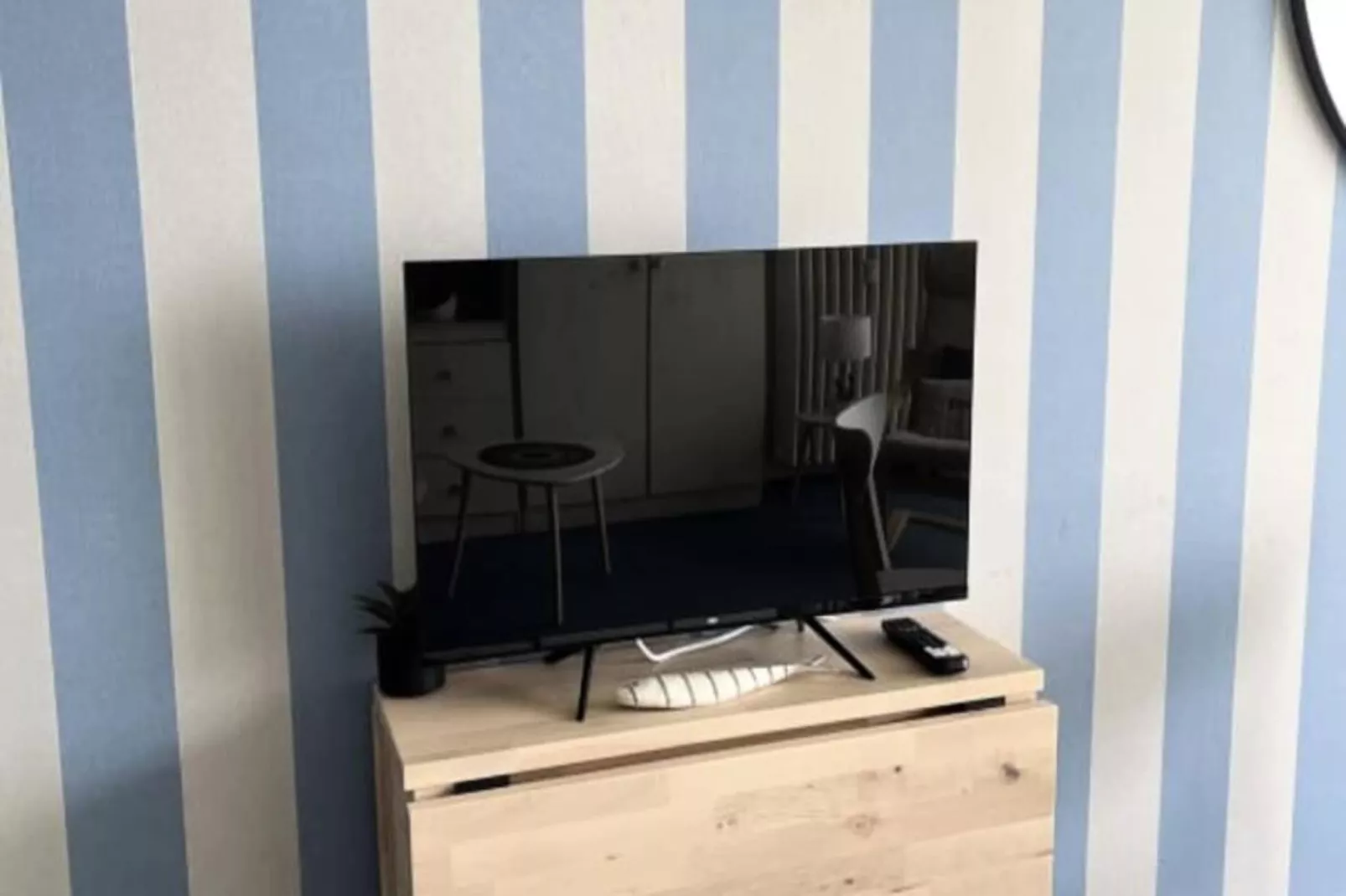 Résidence Vue Sur Les &icirc;les  2&egrave;me &eacute;tage Proche Thalasso-Woonkamer