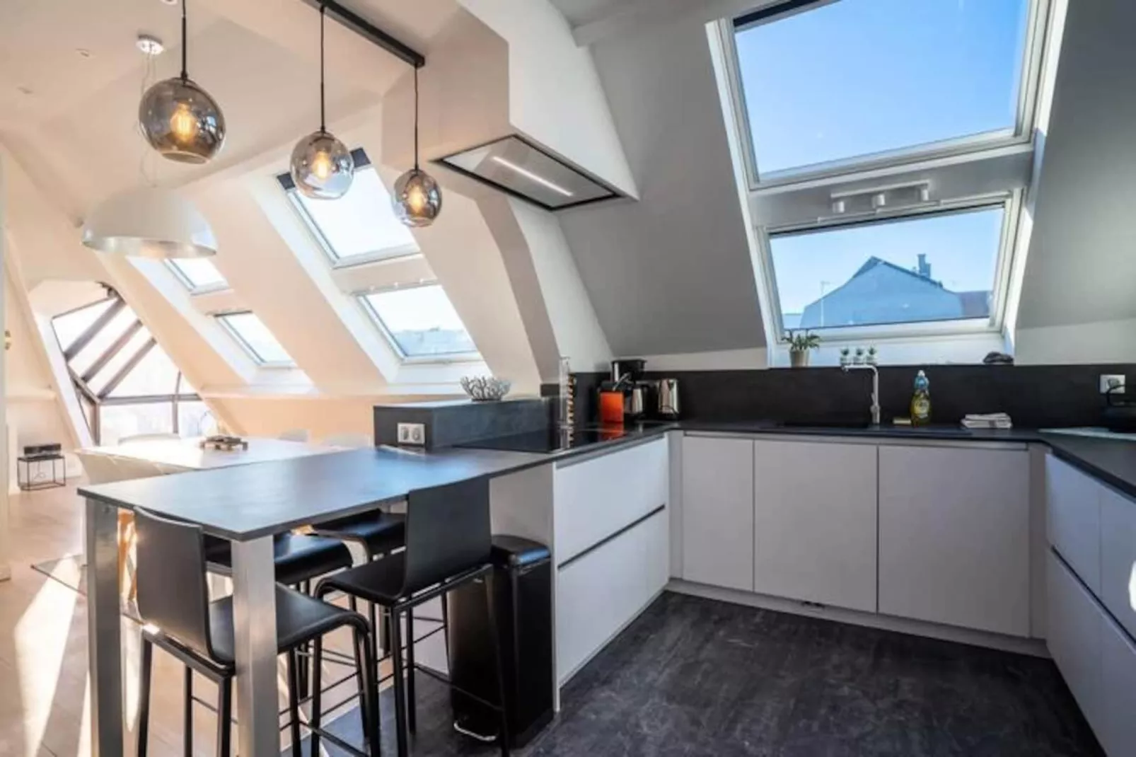 Résidence Sublime Loft Pour 6 Pers En Plein Coeur Du Centre Ville-Image-tags.