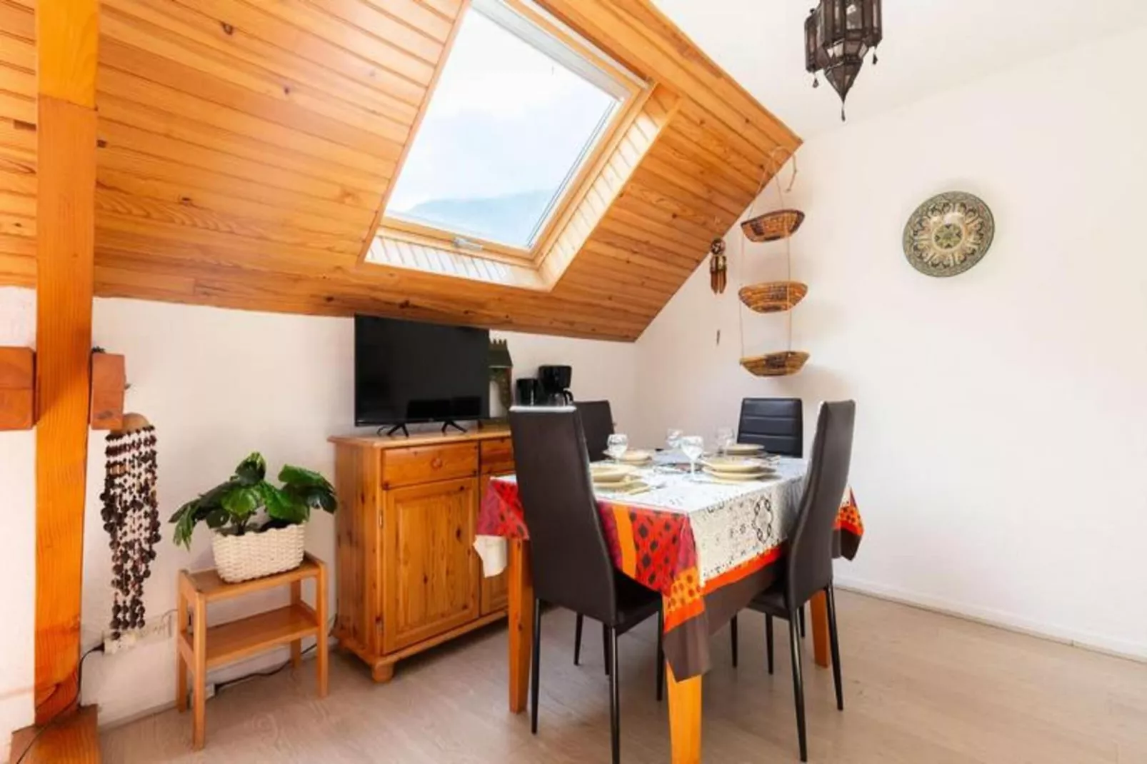 Résidence Valbelle C-Eetkamer