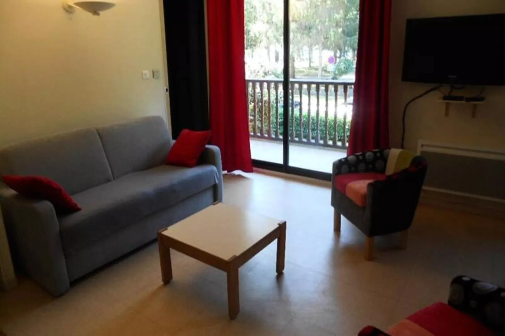 Résidence Le Parc - Buitenkant zomer