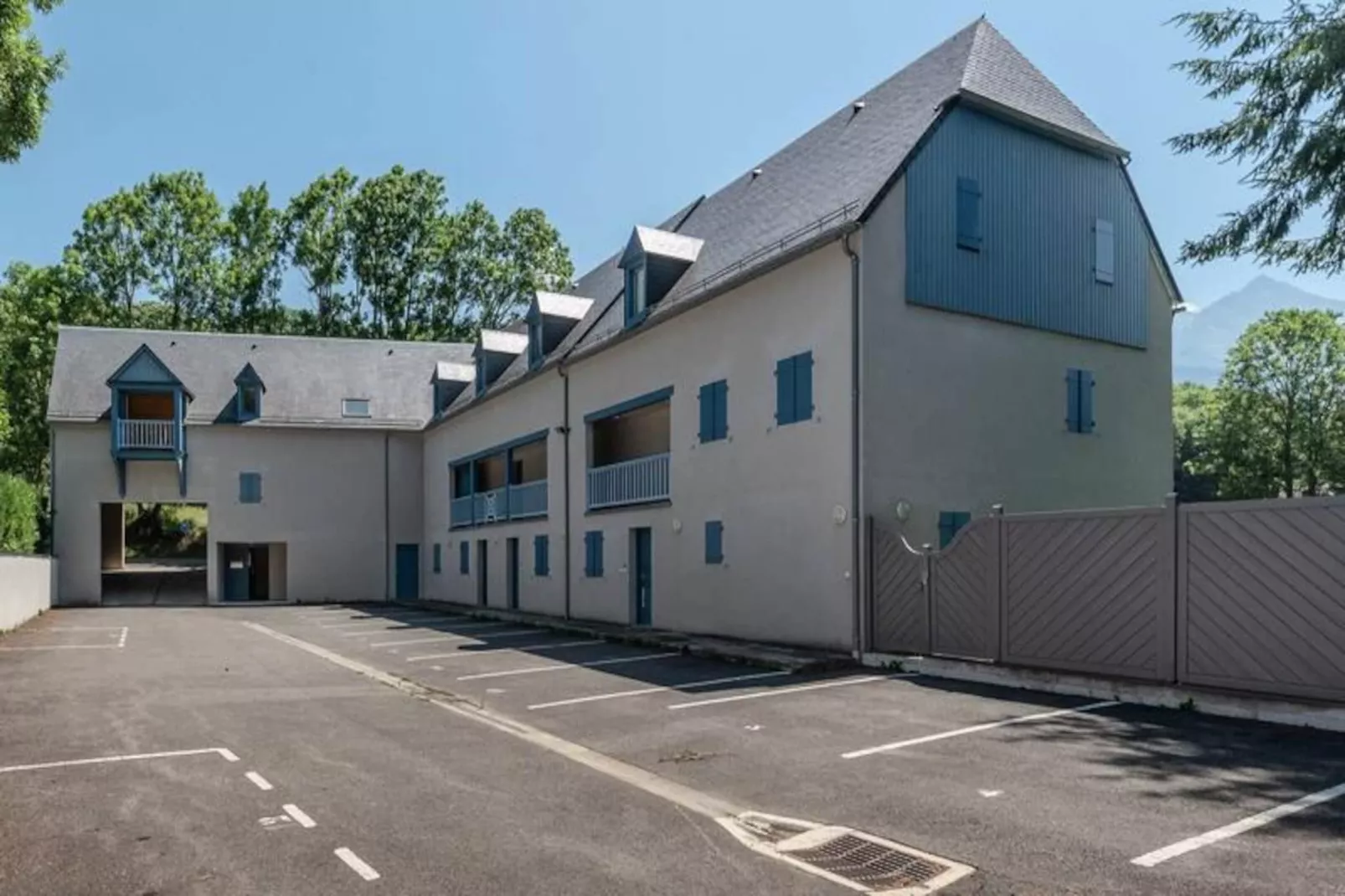 Résidence Autun-Image-tags.