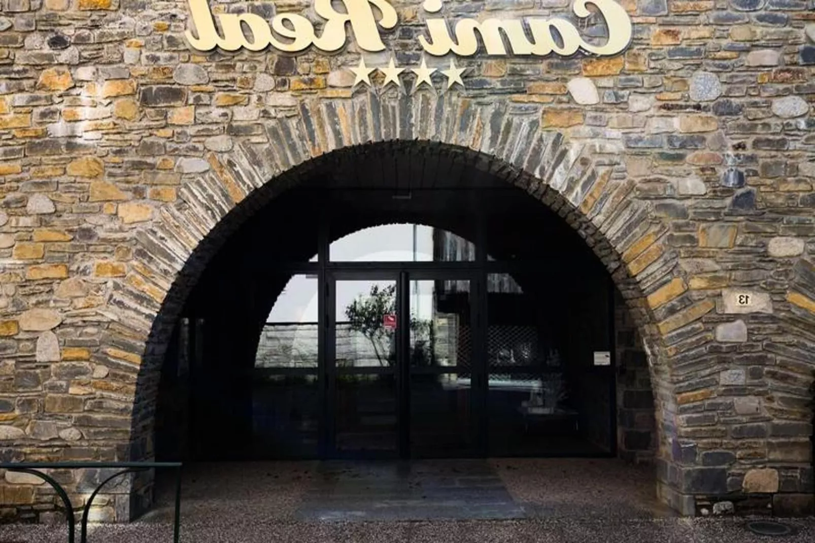 Résidence Cami Real-Buitenkant zomer