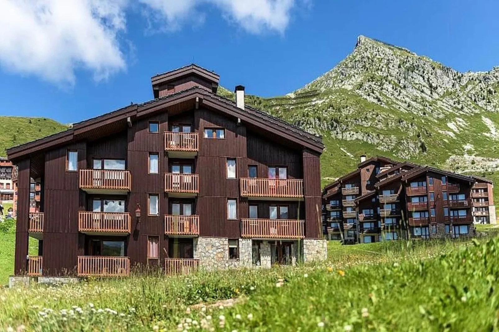 Résidence Les Chalets des Arolles - maeva Home-Buitenkant zomer