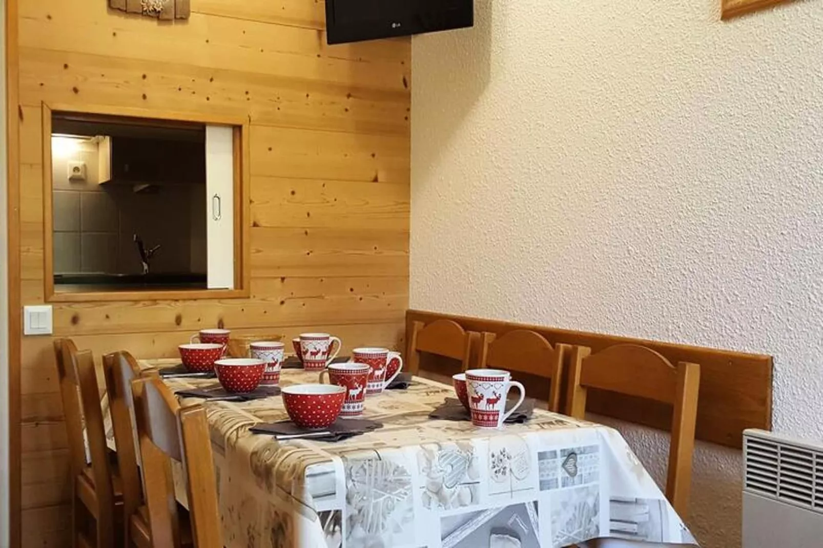 Résidence Lauziere Dessous-Eetkamer