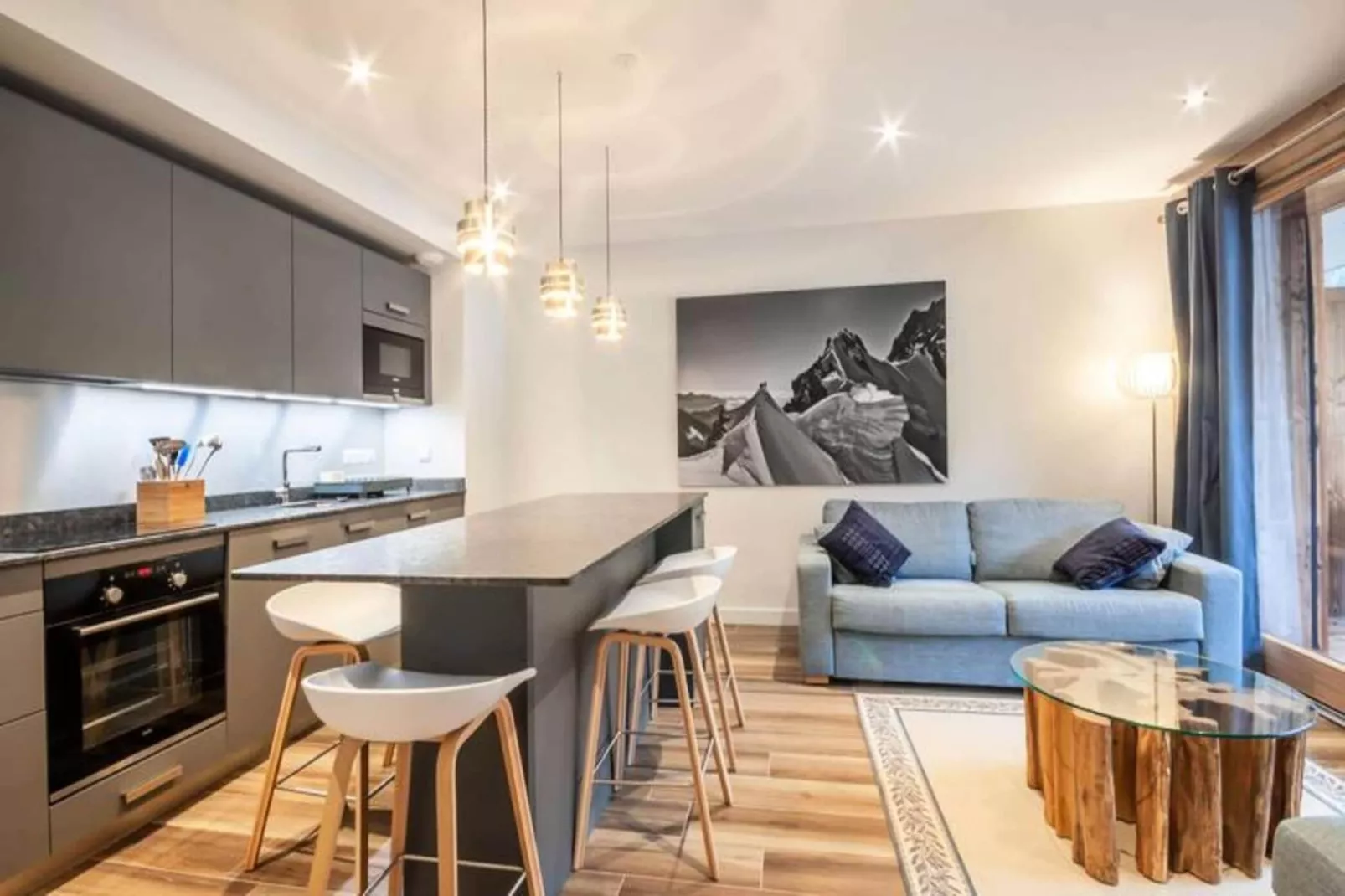 Résidence Le Lapia-Buitenkant zomer