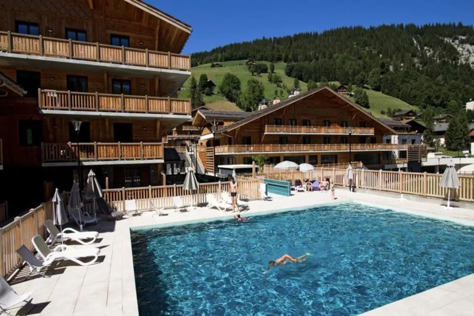 Résidence Prestige Odalys Mendi Alde****-Zwembad