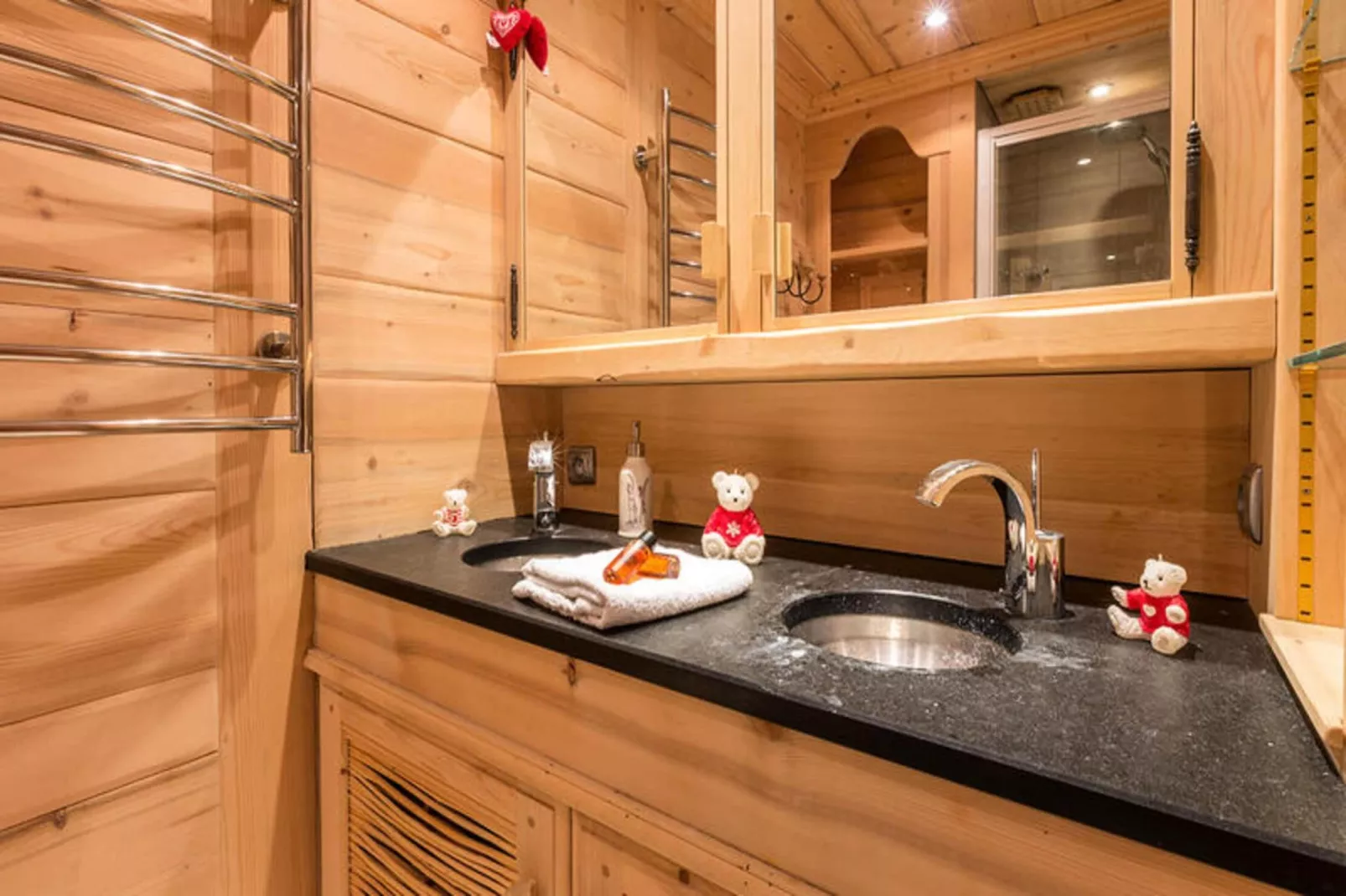 Résidence Aiguille Verte-Buitenkant zomer