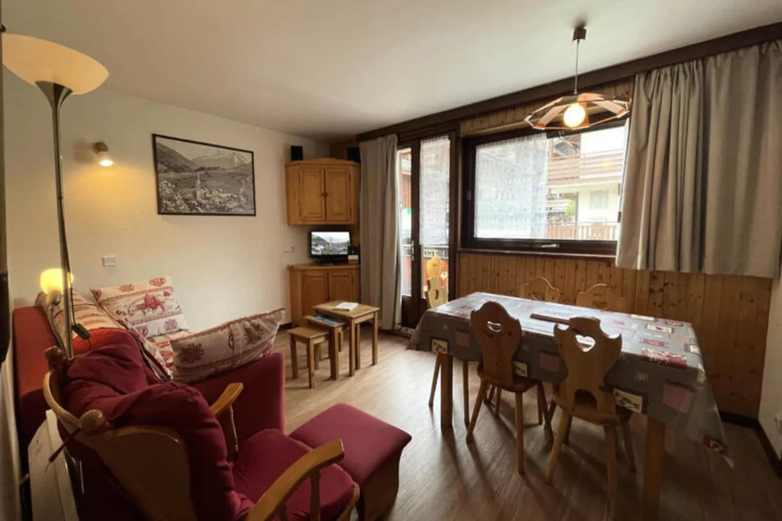 Appartements à La Clusaz-Eetkamer