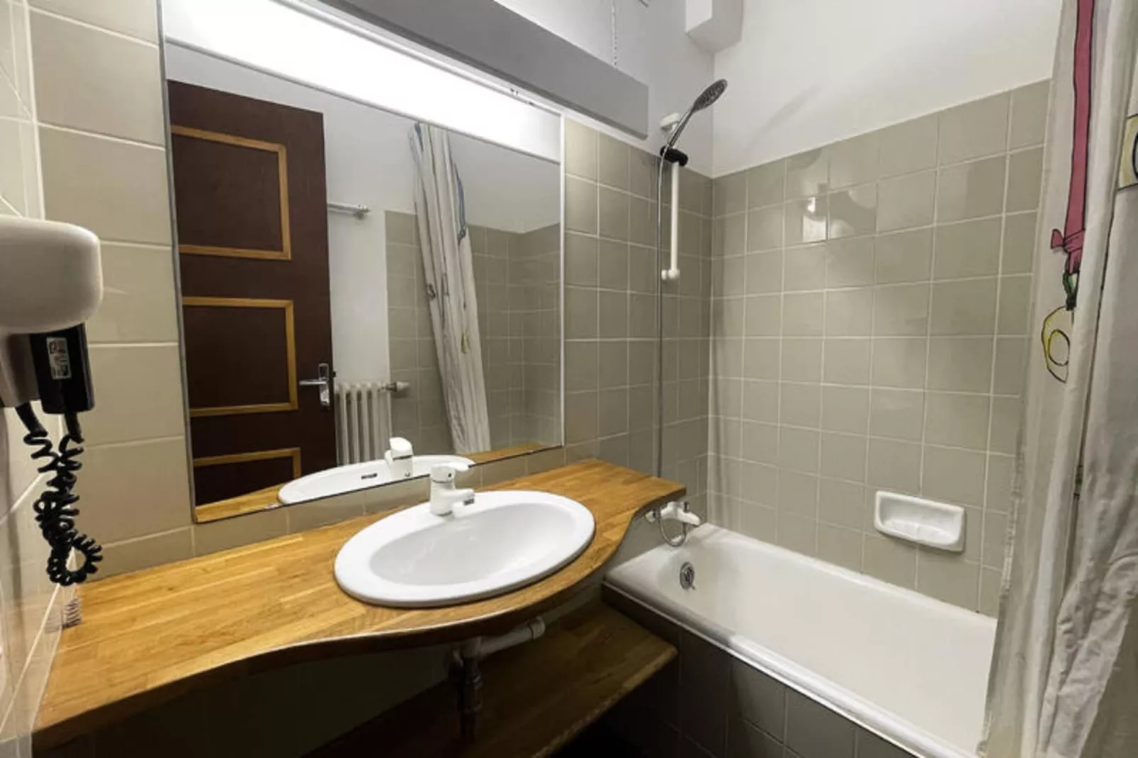 Appartements à La Clusaz-Badkamer