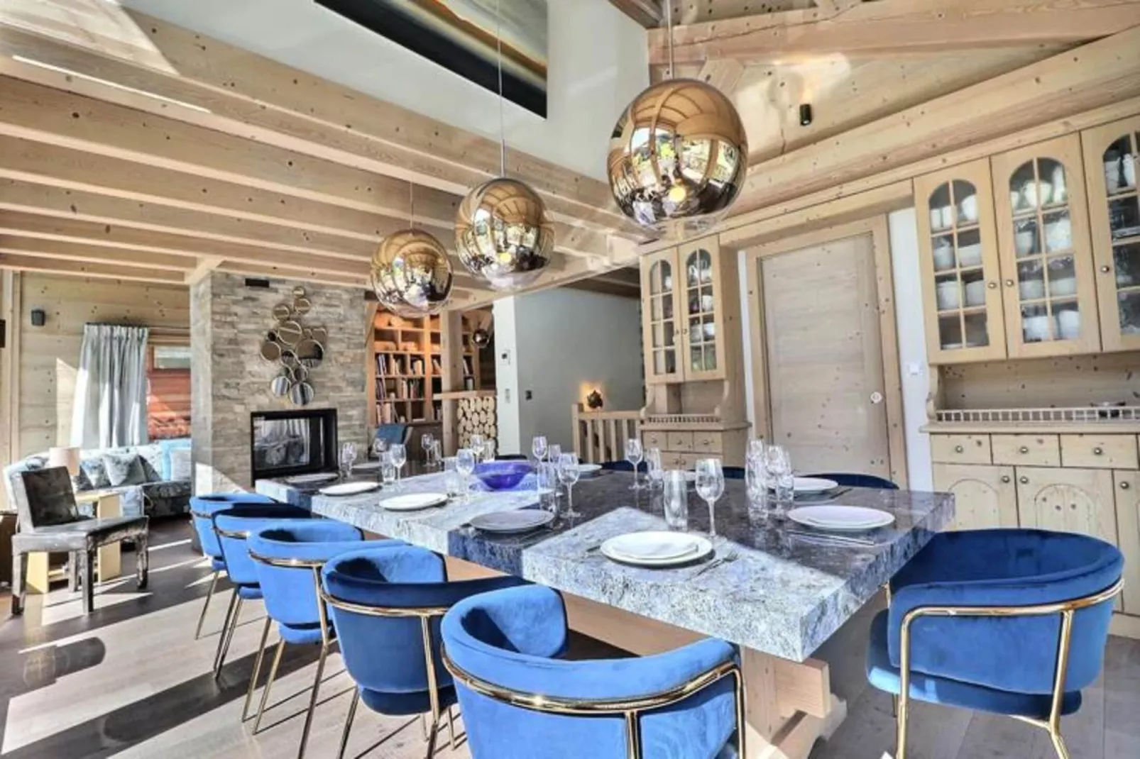 Résidence Explorer Meleze-Buitenkant zomer