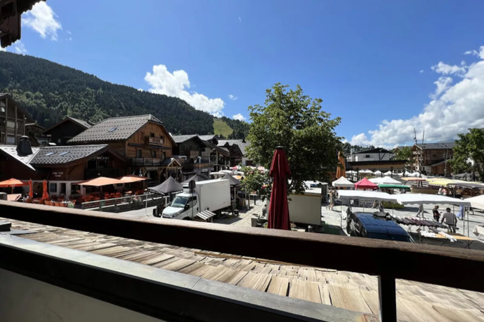 Appartements à Les Carroz-d'Arâches-Image-tags.