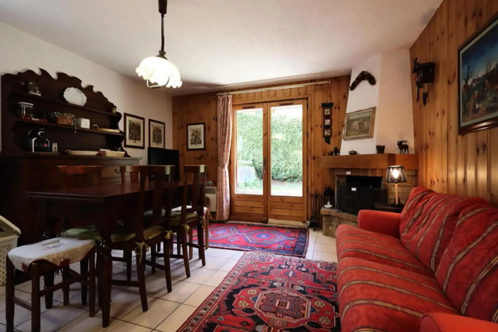 Résidence Les Eaux Rousses-Buitenkant zomer