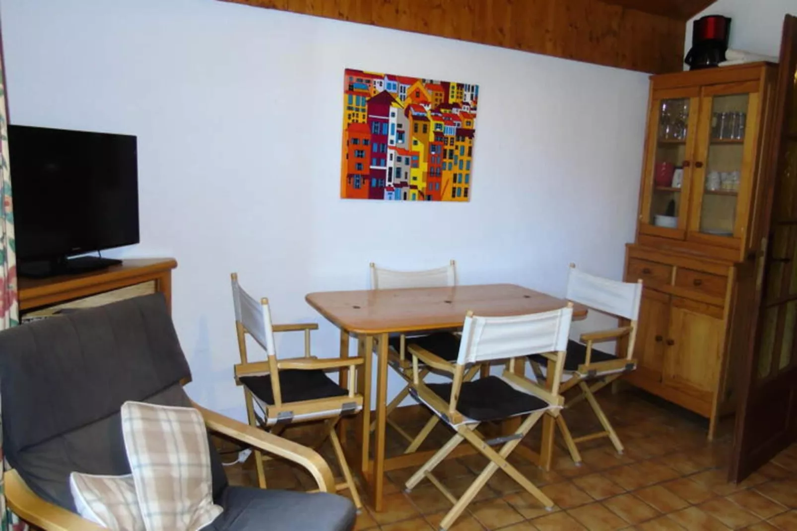 Résidence Sabaudia-Buitenkant zomer