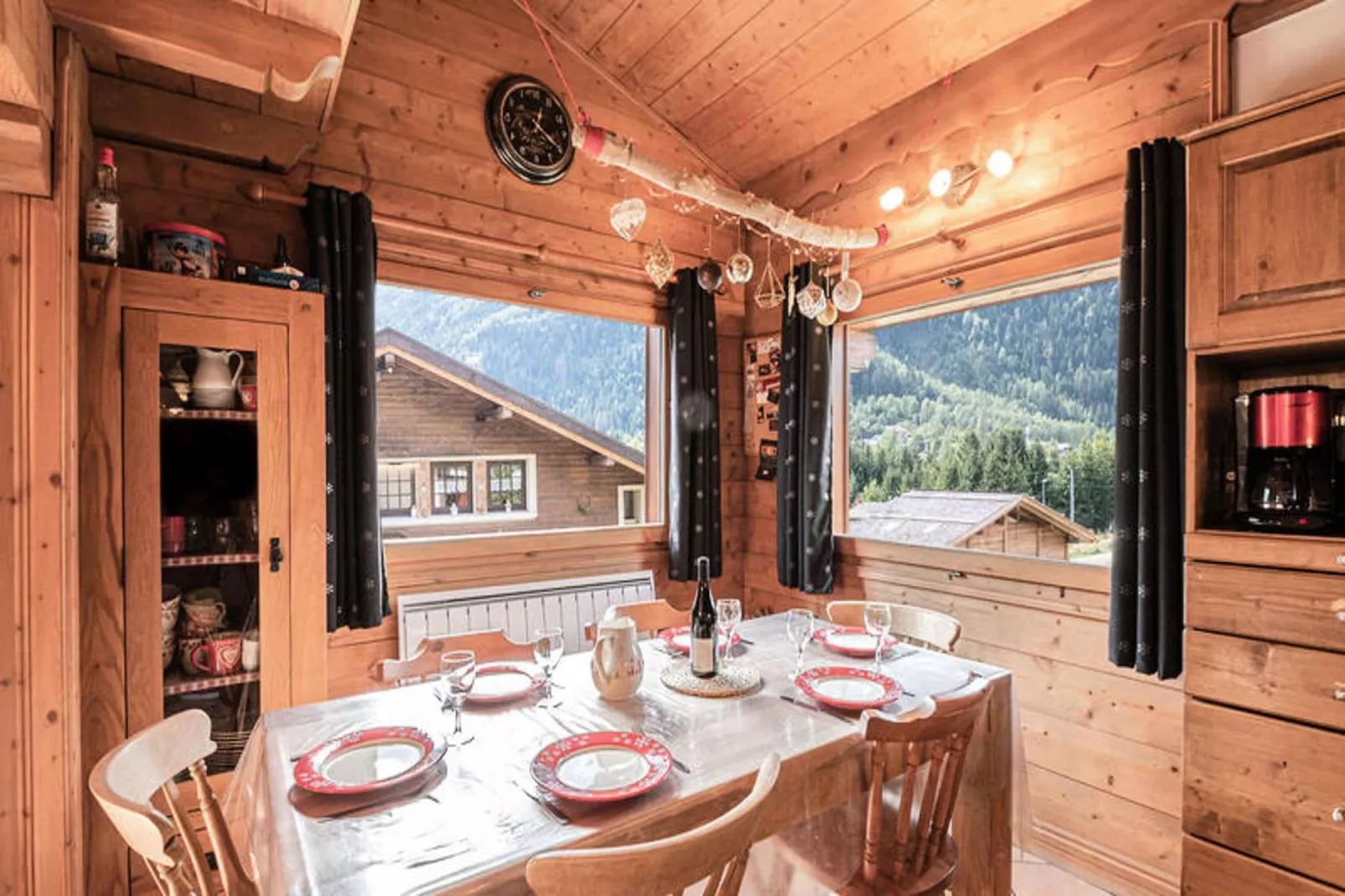 Résidence Clos Des Etoiles-Eetkamer