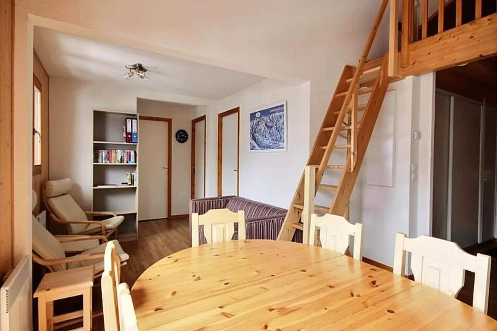 Appartements à Saint Jean d'Aulps-Eetkamer