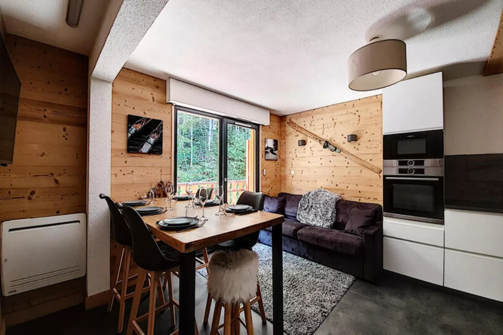 Appartements à Saint Jean d'Aulps-Eetkamer