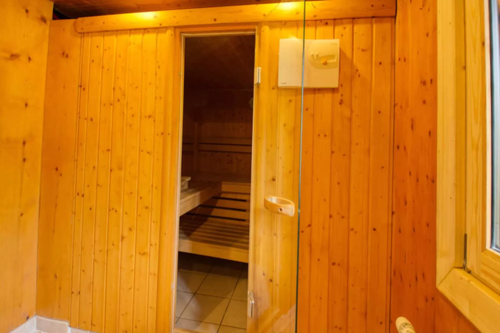 Chalet Poya-Overloop