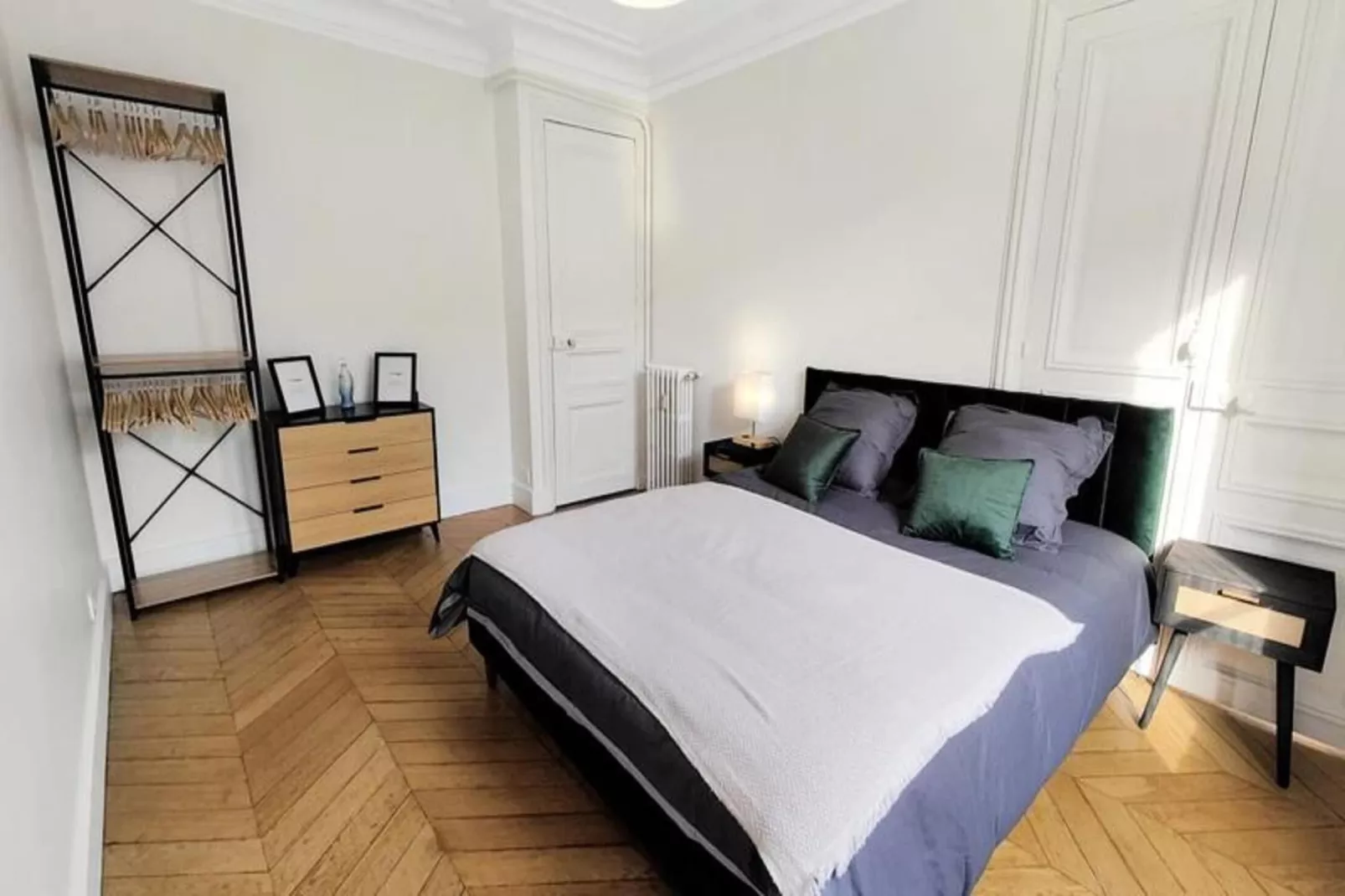 Appartement Refait &agrave; Neuf Dans Le Quartier Latin Paris 5e-Buitenkant zomer