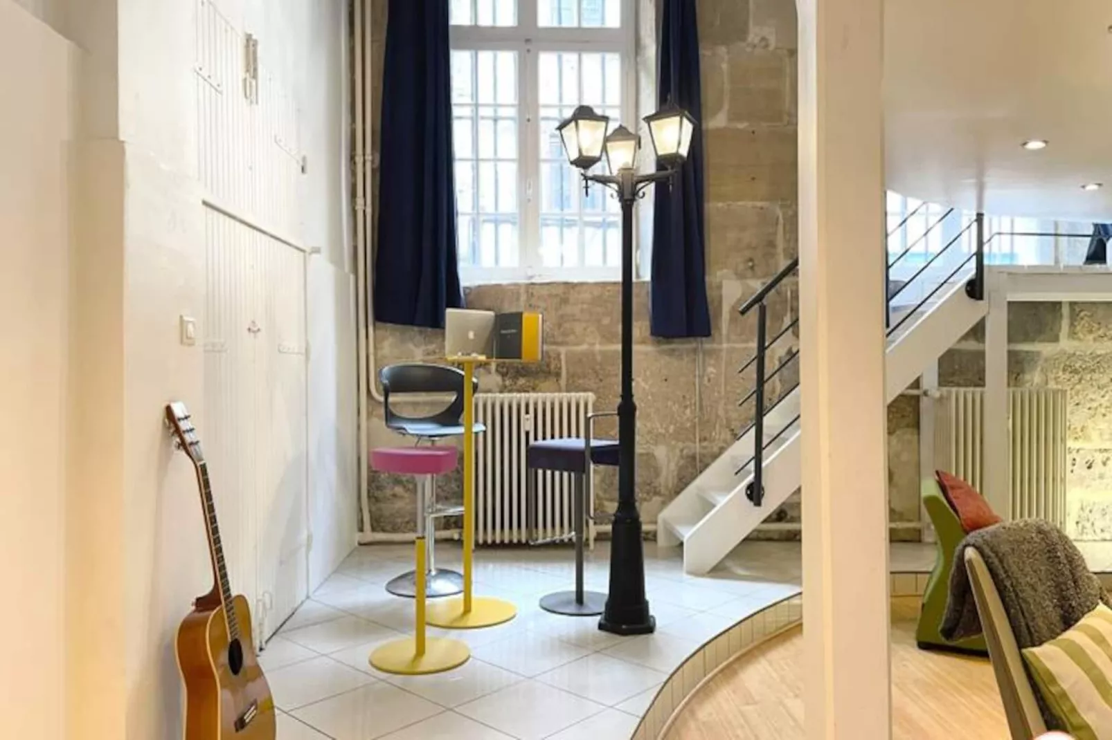 🎨 Loft De L'artiste - Parking - Standing-Image-tags.