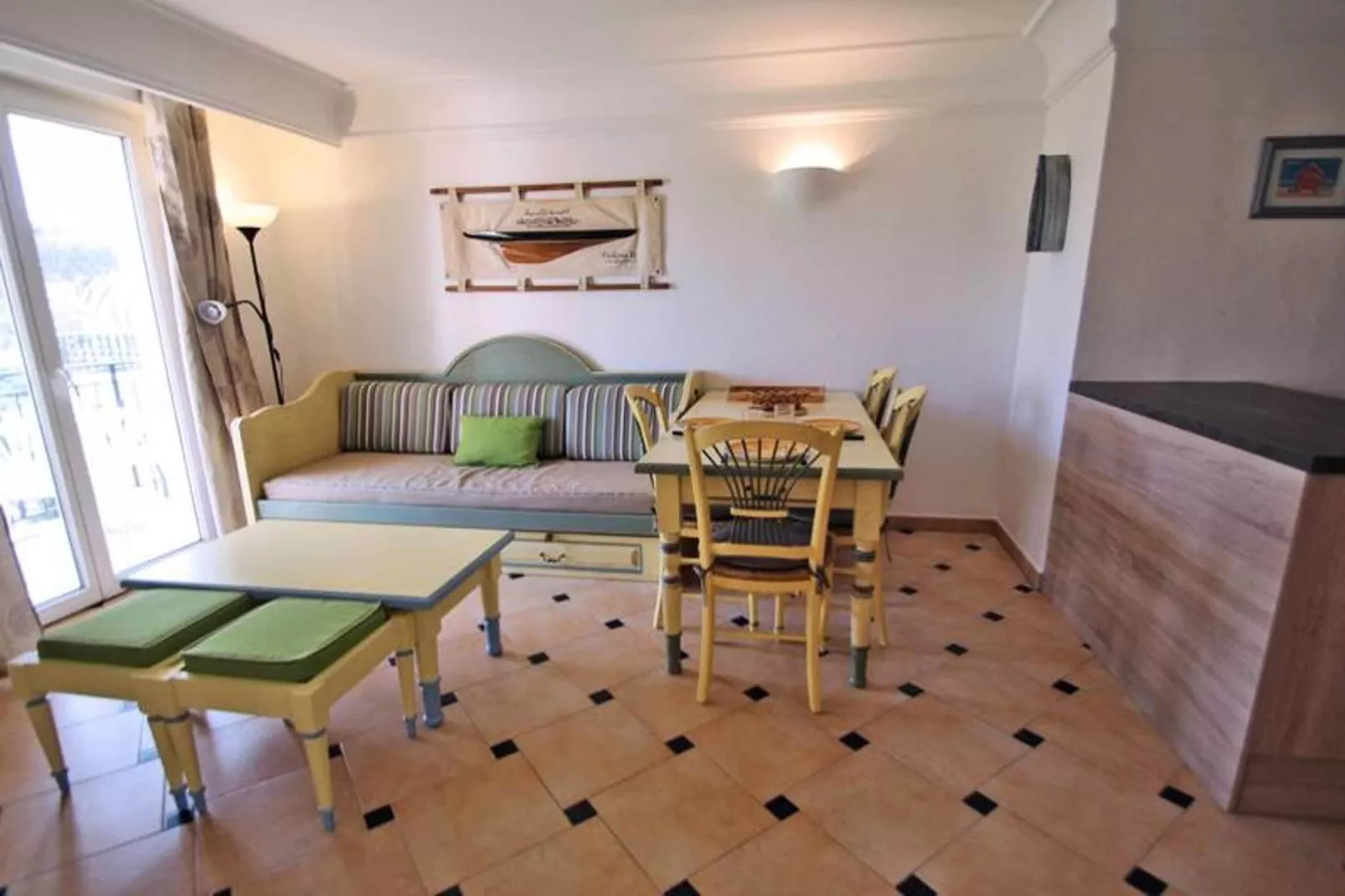 Résidence Port Marine-Eetkamer